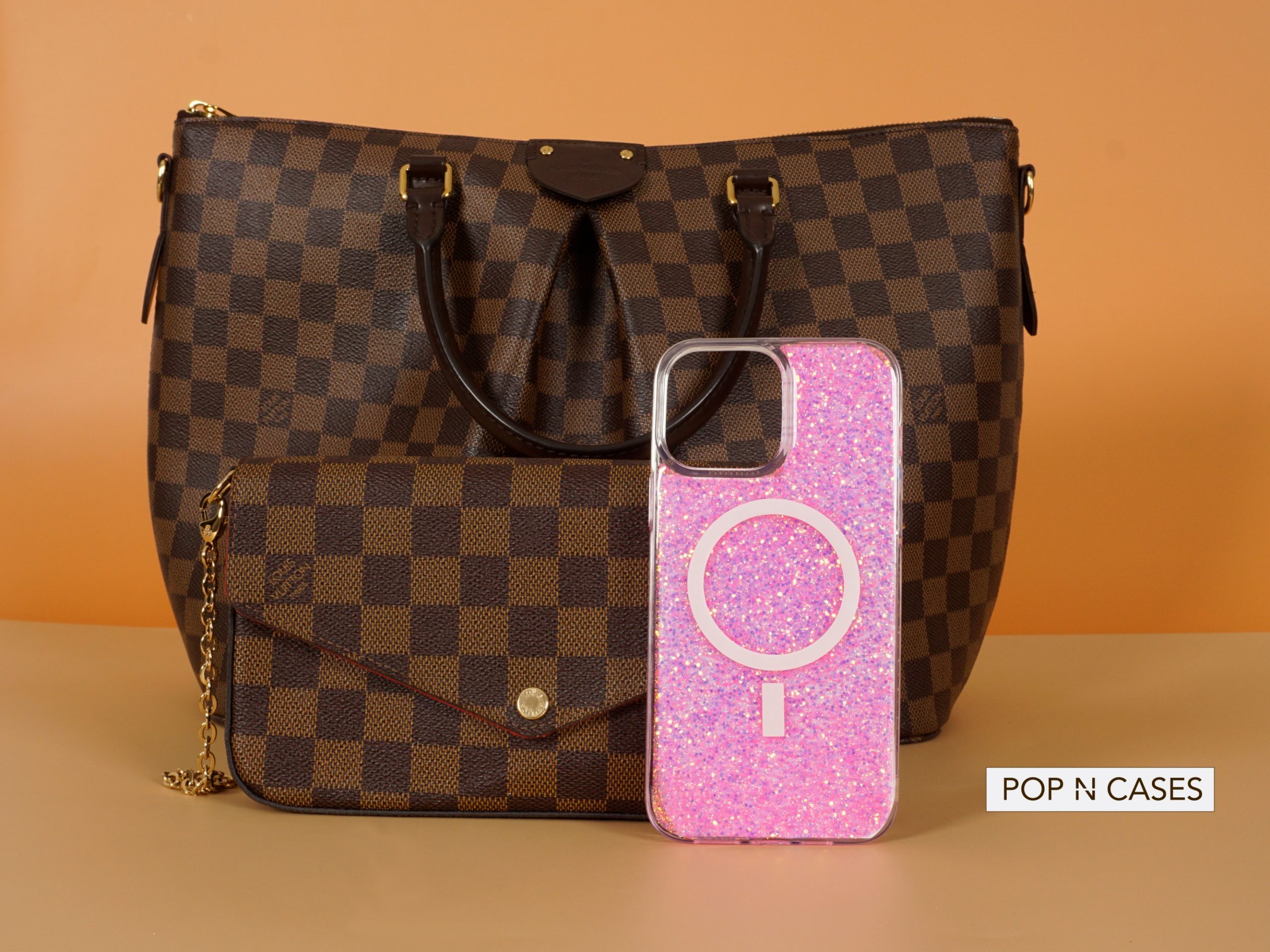 Pink.GLitter-Case.On.Purses