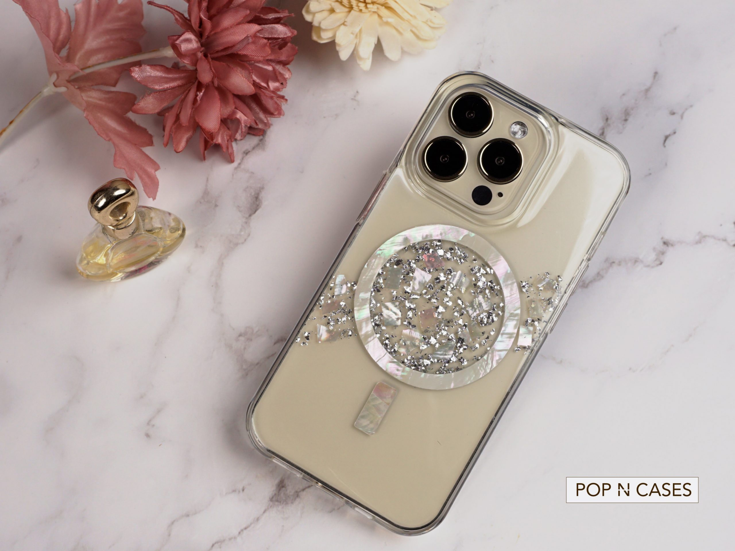 Stylish.Pearl.MagSafe.Clear.iPhone.Case.Canada.Offinstyle