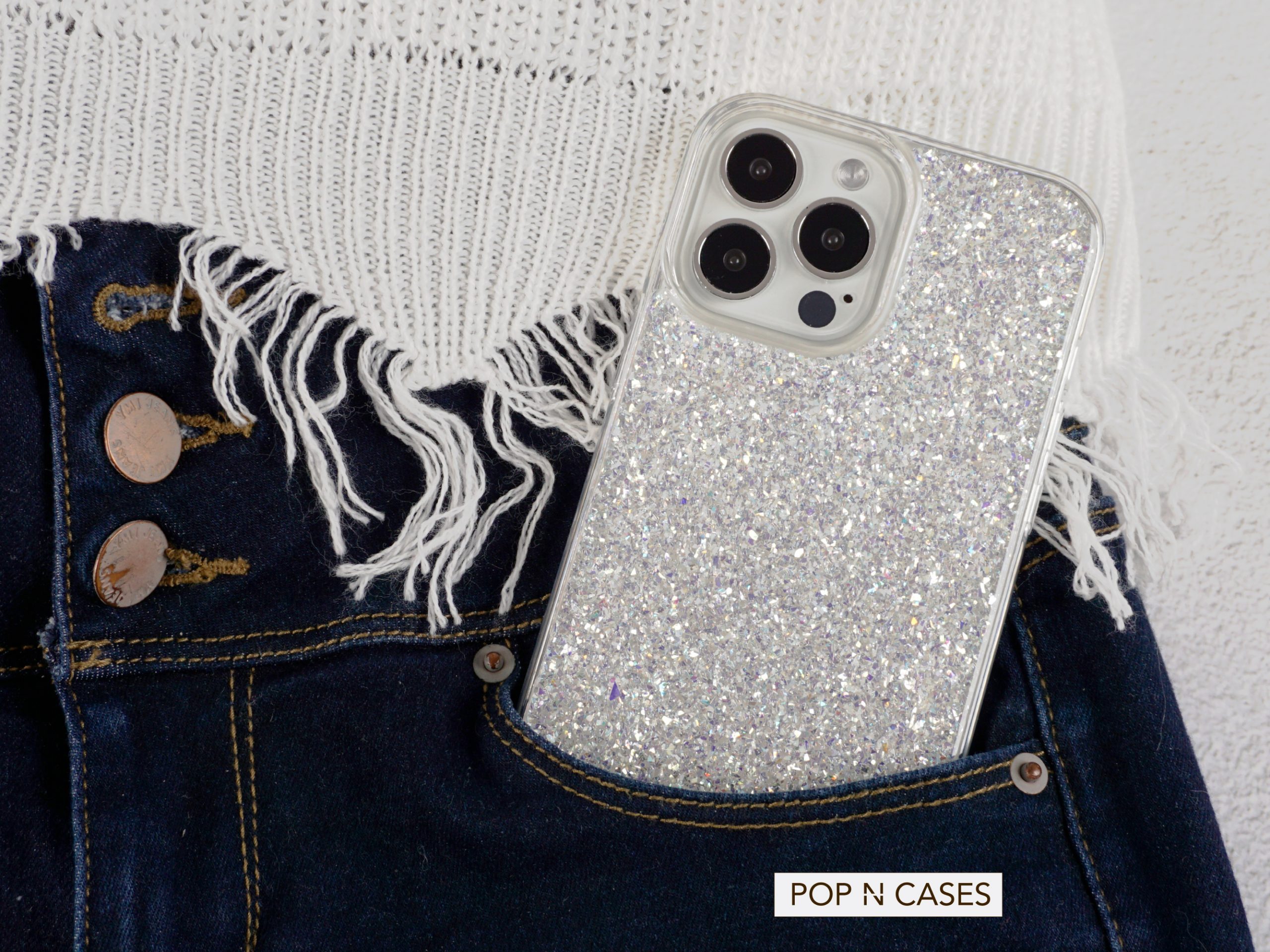 Twinkle.Crystal.iPhone.Case.With.Daily.Fashion.Clothing.Style.iPhone.15.iPhone.16.Luxury.Fashion.Phone.Case.Shop.Canada.b