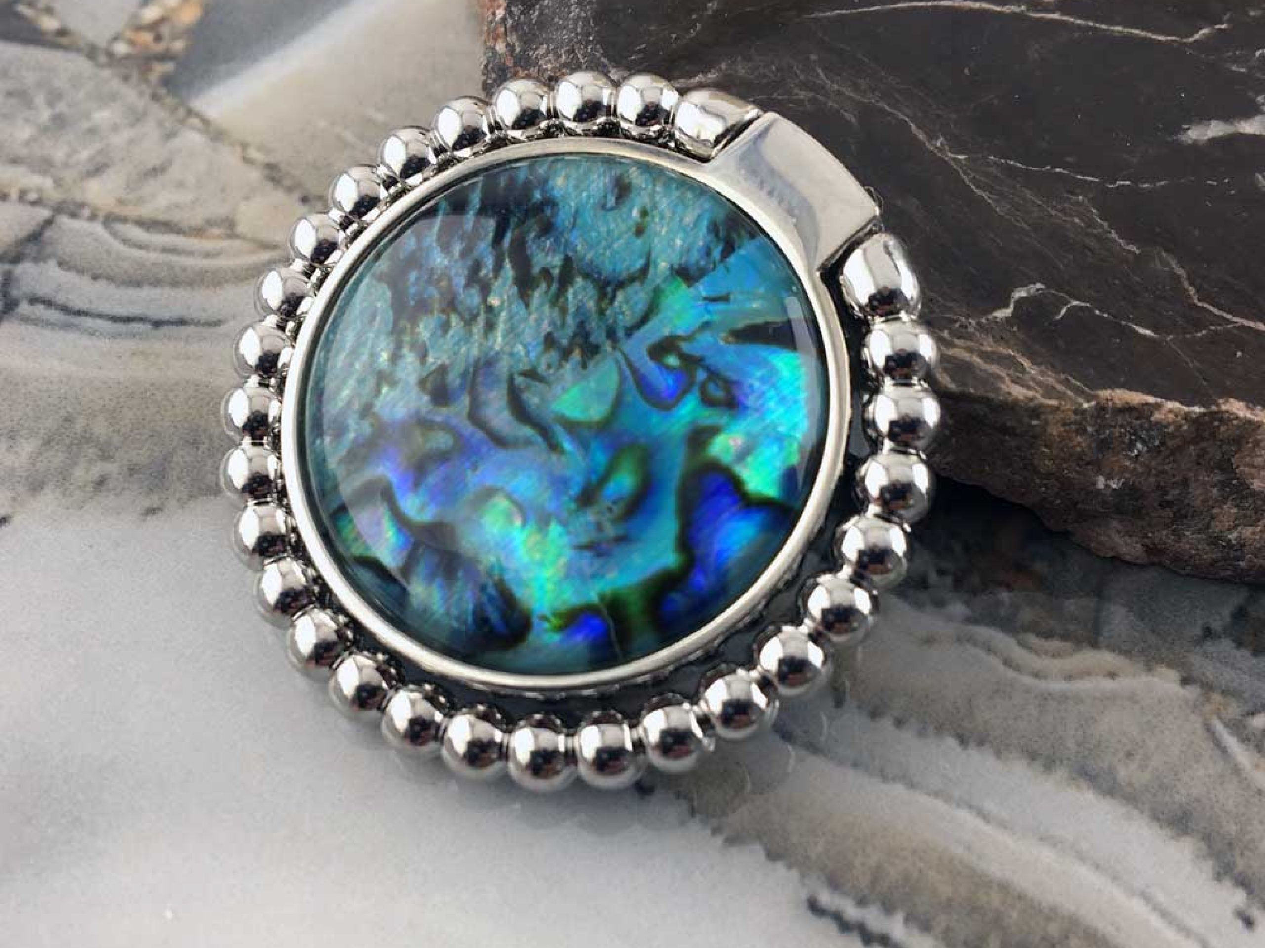 silver-beaded-phone-ring-holder-grip-accessory-blue-aqua-green-seashell-design-popncase-offinstyle-toronto-canada